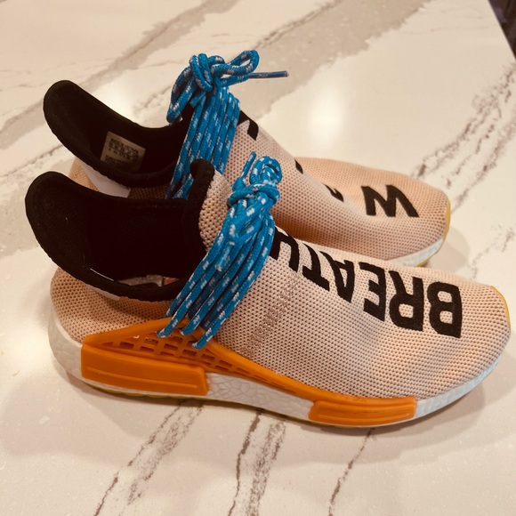 Adidas Pharrell “walk breathe” sneakers - Picture 5 of 7